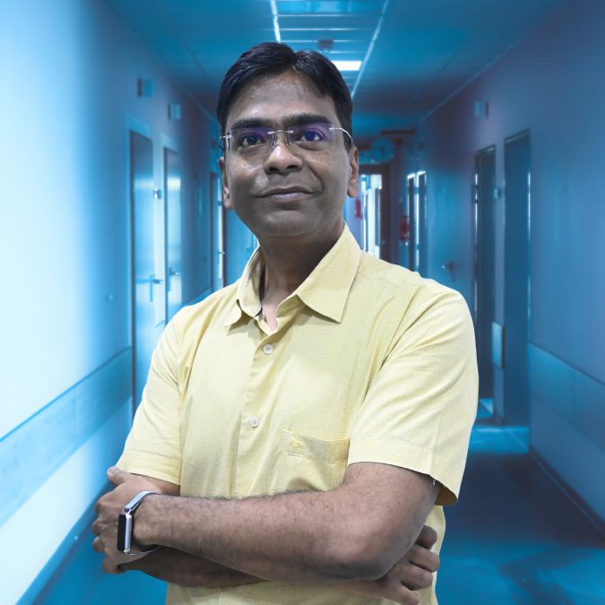 Dr. Vipul Prashant - Orthopedic Surgeon and Director at We Care Superspeciality Hospital